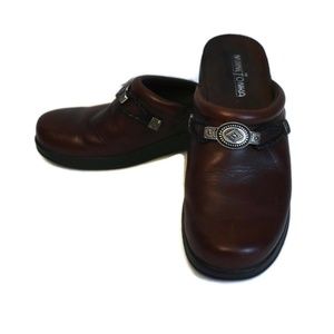 Minnetonka leather clogs brown mules Southwestern